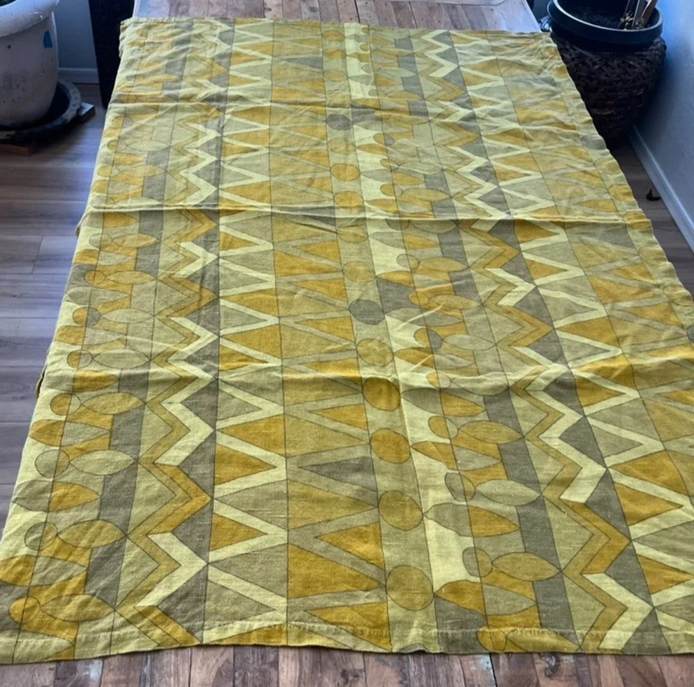 Linen Tablecloth 63 x 43.5
